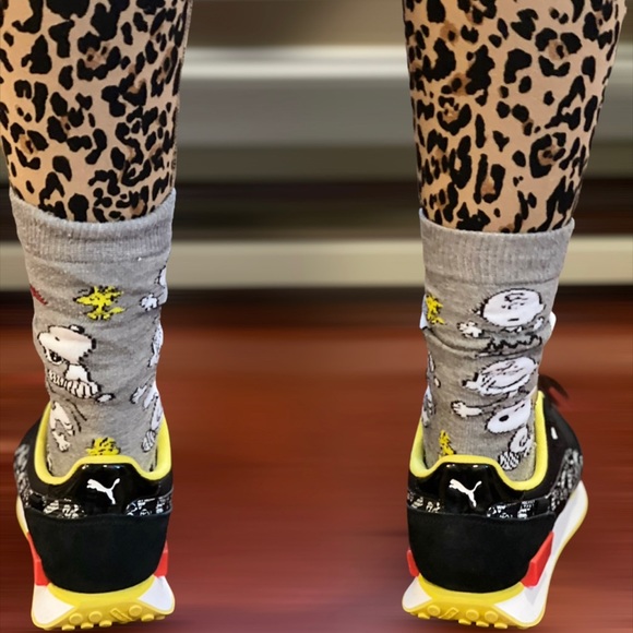 Puma X Future Rider Sneakers Limited Edition sketches of Charlie Brown & Snoopy - Picture 7 of 12